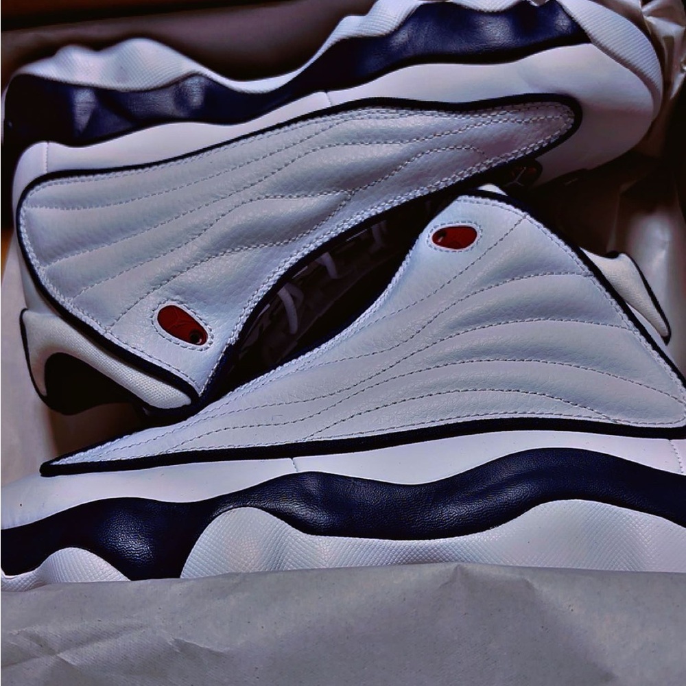 Air Jordan Pro Strong (Big Kid)